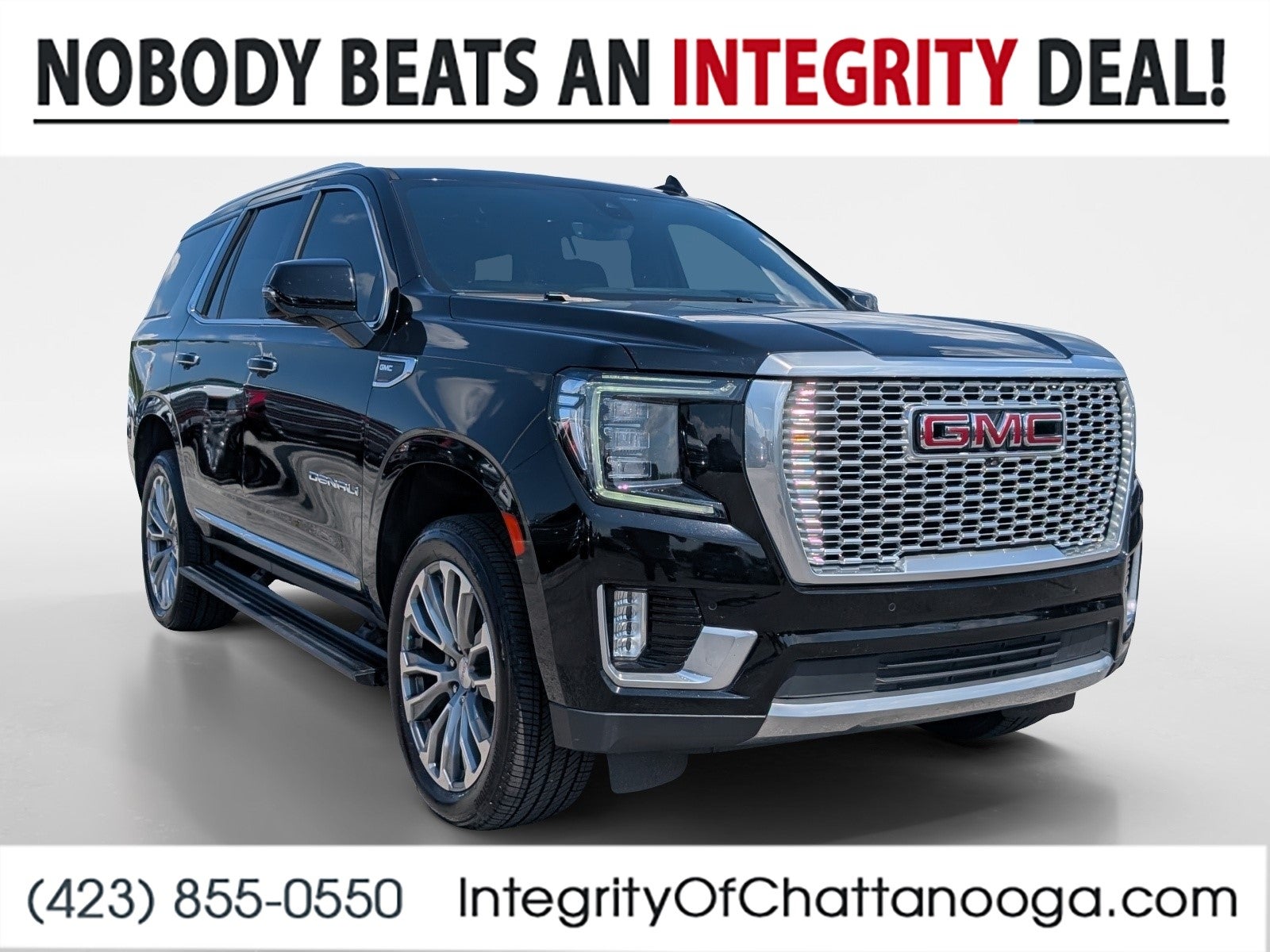 2021 GMC Yukon Denali in Onyx Black — front three-quarter view